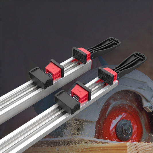 🎁 2026 Nya Ankomster 50% rabatt💥Rakskeneguide-klämma i aluminium – 120 kg klämkraft, 690 mm & kompatibel med cirkelsåg/fräs för exakta snitt ⚙️✨